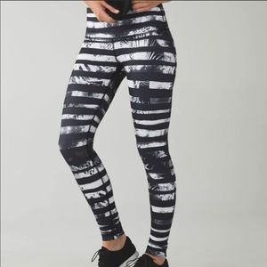 Lululemon shady palm wunder under